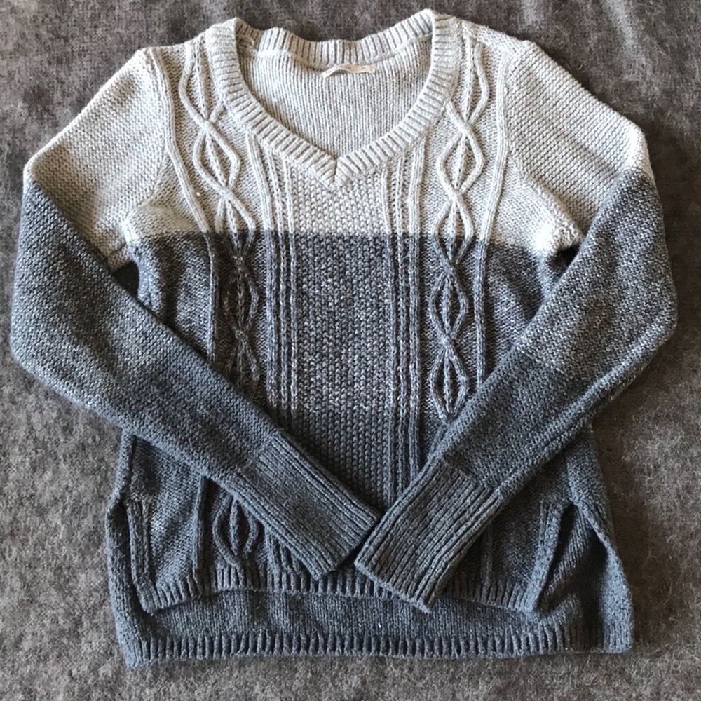 Hollister sweater M